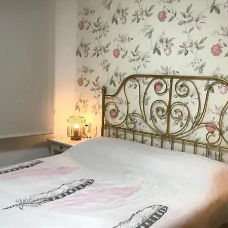 Apartment - 2 Bedrooms - 60210